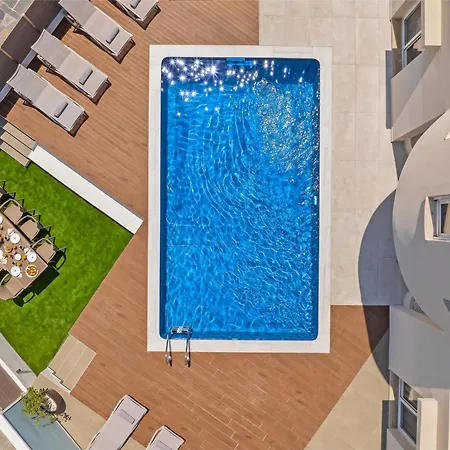 7 Min From Center - 6br With Airport Shuttle Villa