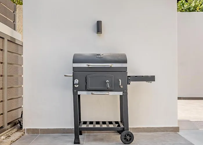 7 Min From Center - 6br With Airport Shuttle