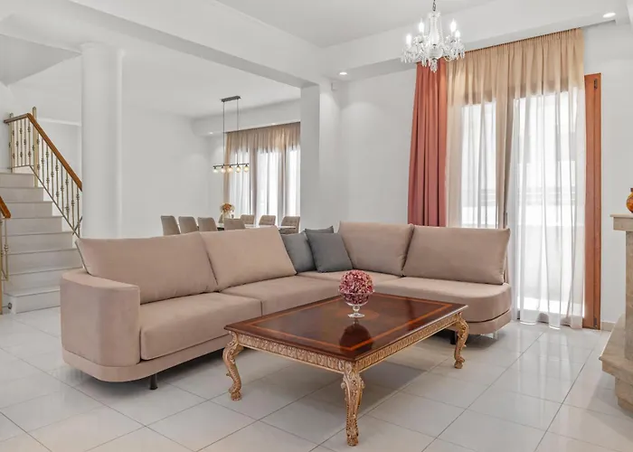 7 Min From Center - 6br With Airport Shuttle Villa *