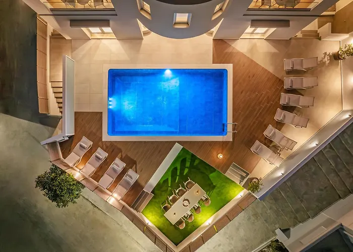 7 Min From Center - 6br With Airport Shuttle Villa *