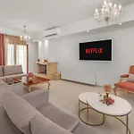Βίλα Old Town 7 Min - Free Airport Pickup - 6br