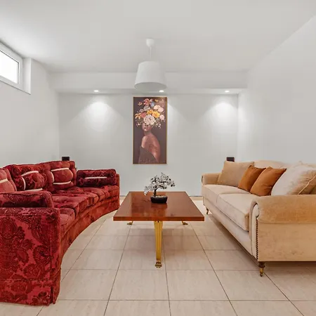 Вилла 7 Min From Center - 6br With Airport Shuttle